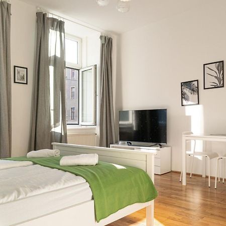 Comfortable 3Br Shared Apart. - Suitable For Long Stays Vienna Exterior photo